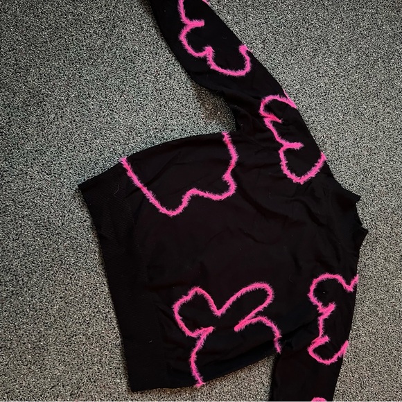 Modest Black Pink Flower Embroidered Mohair Design Mockneck Long-Sleeve Sweater - Picture 9 of 13